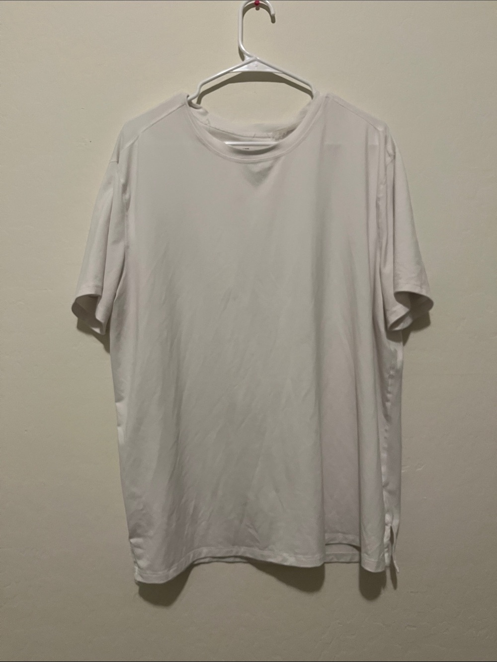 all in motion Men’s White Short Sleeve Crew Neck Tee
